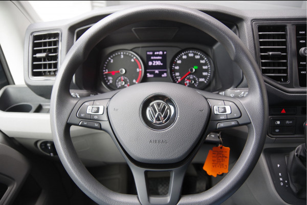 Volkswagen Crafter 35 2.0 TDI L3H2(L2H1) 3-ZITS, 165PK AUT. LED, 3.5T TREKHAAK, ADAPT. CRUISE, CAMERA, NAVI, AIRCO, VOORRUIT VERWARMING, NL AUTO, N