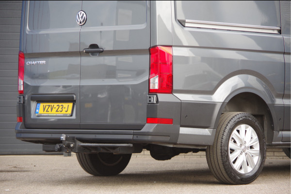 Volkswagen Crafter 35 2.0 TDI L3H2(L2H1) 3-ZITS, 165PK AUT. LED, 3.5T TREKHAAK, ADAPT. CRUISE, CAMERA, NAVI, AIRCO, VOORRUIT VERWARMING, NL AUTO, N