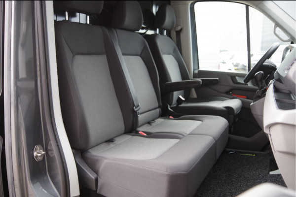 Volkswagen Crafter 35 2.0 TDI L3H2(L2H1) 3-ZITS, 165PK AUT. LED, 3.5T TREKHAAK, ADAPT. CRUISE, CAMERA, NAVI, AIRCO, VOORRUIT VERWARMING, NL AUTO, N
