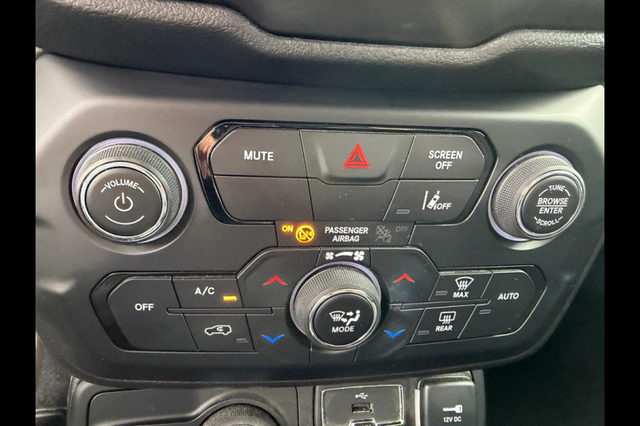 Jeep Renegade 4xe 190 Plug-in Hybrid Electric Limited Camera Winter Pakket Dode hoekdetectie Navigatie 17 inch velgen