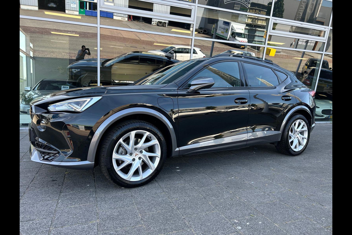CUPRA Formentor 1.4 e-Hybrid Business