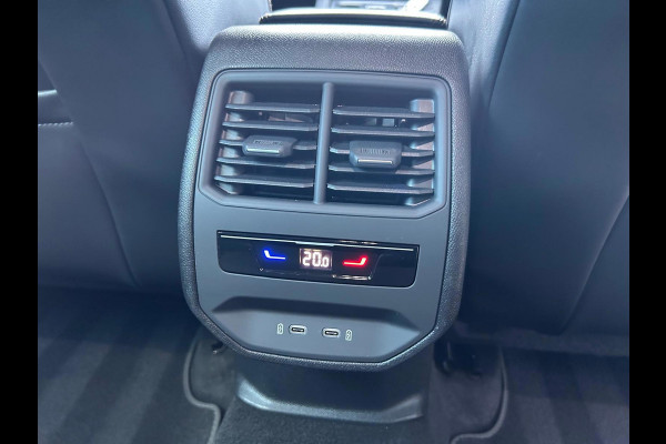 CUPRA Formentor 1.4 e-Hybrid Business