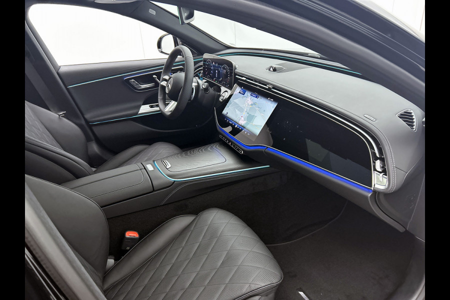 Mercedes-Benz E-Klasse 300 e Business Solution AMG | Premium pakket | Winterpakket | Nightpakket | Leder pakket | USB–pakket Plus | Trekhaak | Panoramaschuifdak | 360° camera | Burmester® 4D surround sound | GUARD 360° | 20-inch multispaaks AMG velgen |