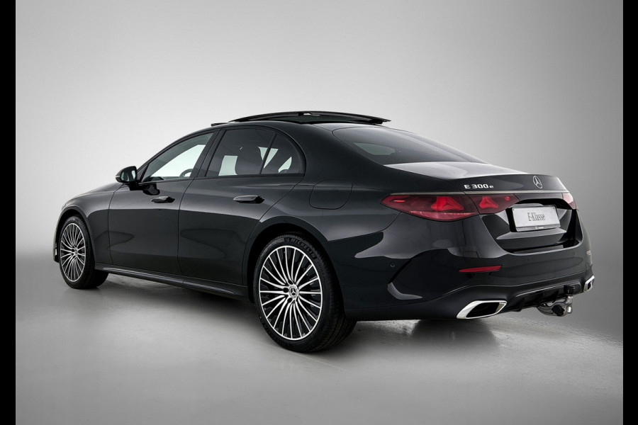 Mercedes-Benz E-Klasse 300 e Business Solution AMG | Premium pakket | Winterpakket | Nightpakket | Leder pakket | USB–pakket Plus | Trekhaak | Panoramaschuifdak | 360° camera | Burmester® 4D surround sound | GUARD 360° | 20-inch multispaaks AMG velgen |