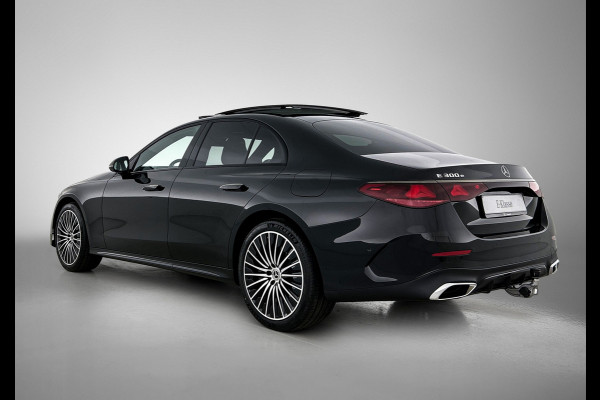 Mercedes-Benz E-Klasse 300 e Business Solution AMG | Premium pakket | Winterpakket | Nightpakket | Leder pakket | USB–pakket Plus | Trekhaak | Panoramaschuifdak | 360° camera | Burmester® 4D surround sound | GUARD 360° | 20-inch multispaaks AMG velgen |