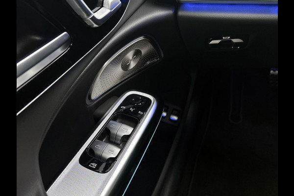 Mercedes-Benz E-Klasse 300 e Business Solution AMG | Premium pakket | Winterpakket | Nightpakket | Leder pakket | USB–pakket Plus | Trekhaak | Panoramaschuifdak | 360° camera | Burmester® 4D surround sound | GUARD 360° | 20-inch multispaaks AMG velgen |