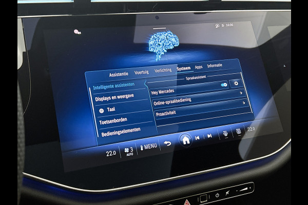 Mercedes-Benz E-Klasse 300 e Business Solution AMG | Premium pakket | Winterpakket | Nightpakket | Leder pakket | USB–pakket Plus | Trekhaak | Panoramaschuifdak | 360° camera | Burmester® 4D surround sound | GUARD 360° | 20-inch multispaaks AMG velgen |