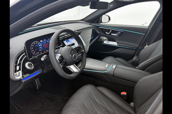 Mercedes-Benz E-Klasse 300 e Business Solution AMG | Premium pakket | Winterpakket | Nightpakket | Leder pakket | USB–pakket Plus | Trekhaak | Panoramaschuifdak | 360° camera | Burmester® 4D surround sound | GUARD 360° | 20-inch multispaaks AMG velgen |