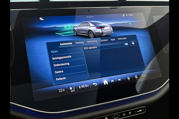 Mercedes-Benz E-Klasse 300 e Business Solution AMG | Premium pakket | Winterpakket | Nightpakket | Leder pakket | USB–pakket Plus | Trekhaak | Panoramaschuifdak | 360° camera | Burmester® 4D surround sound | GUARD 360° | 20-inch multispaaks AMG velgen |