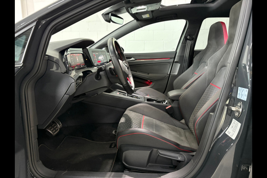 Volkswagen Golf 2.0 GTI Clubsport Pano, Side Assist, Carplay