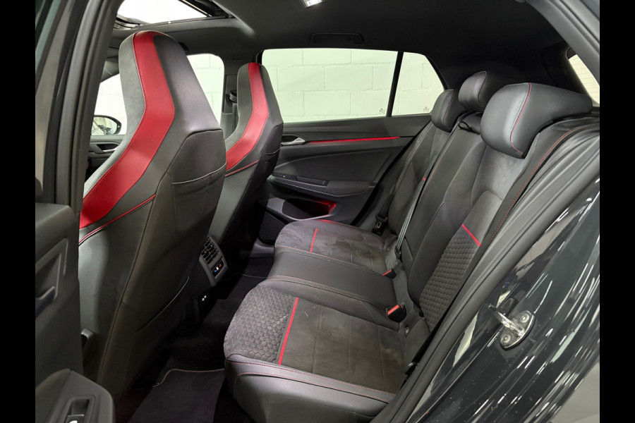 Volkswagen Golf 2.0 GTI Clubsport Pano, Side Assist, Carplay