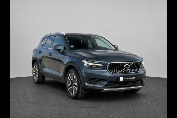 Volvo XC40 1.5 T4 Plug-in hybrid | Pano | Trekhaak | Leer | 360 Camera | Harman Kardon | Stuurwiel + achterbank verwarmd