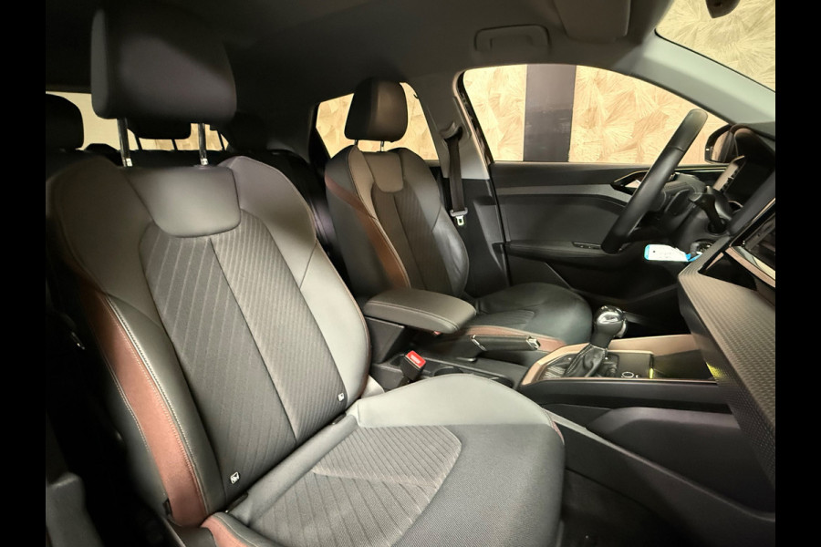 Audi A1 Sportback 35 TFSI Pro Line S | Camera | Stoelverwarming | Carplay | Led | Parkeersensoren | S Line