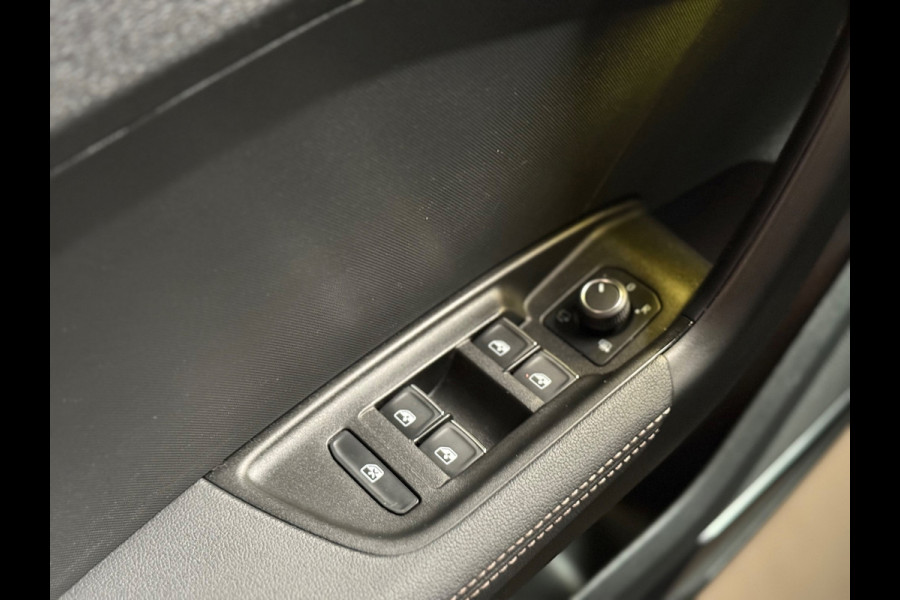 Audi A1 Sportback 35 TFSI Pro Line S | Camera | Stoelverwarming | Carplay | Led | Parkeersensoren | S Line