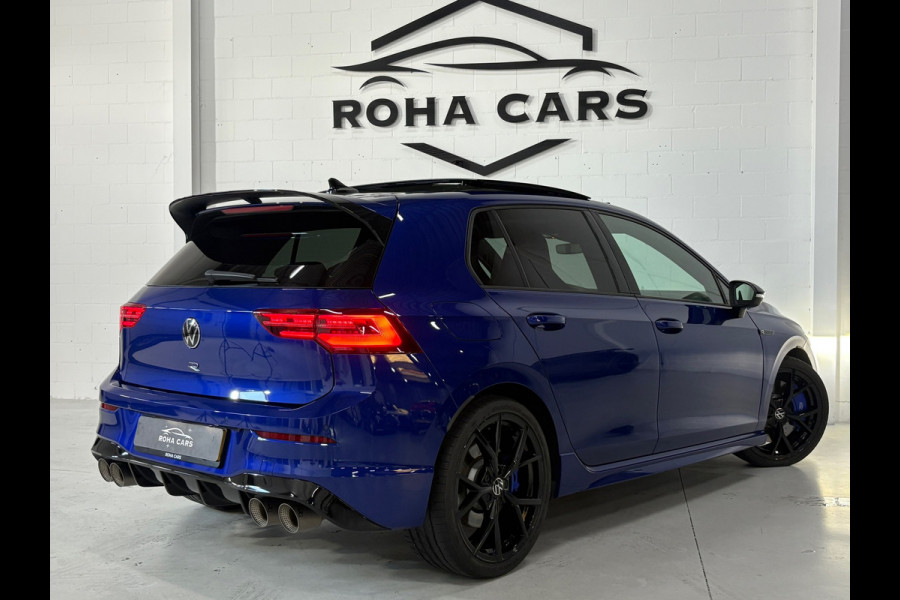 Volkswagen Golf 2.0 TSI R 4Motion, Pano, Akra, HK Audio, HUD