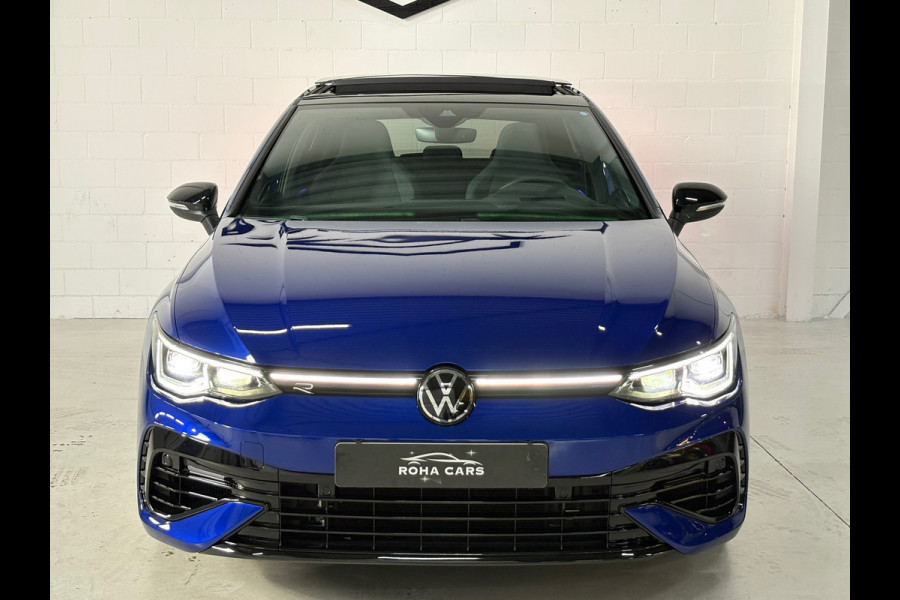 Volkswagen Golf 2.0 TSI R 4Motion, Pano, Akra, HK Audio, HUD