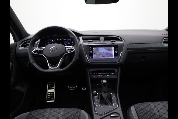 Volkswagen Tiguan 1.4 TSI eHybrid R-Line Business+ | 360 Camera | Panodak | 20'' | Keyless | Prijs Rijklaar!!