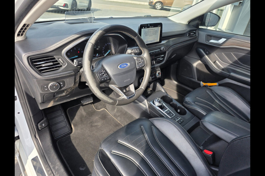Ford Focus 1.5 EcoBoost Vignale | PANO | LEDER | TREKHAAK | HEAD UP