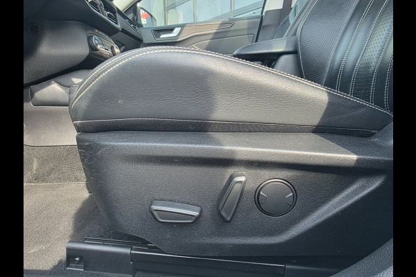 Ford Focus 1.5 EcoBoost Vignale | PANO | LEDER | TREKHAAK | HEAD UP