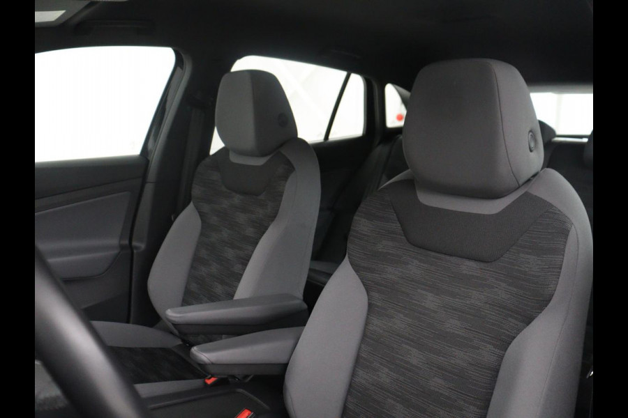 Volkswagen ID.4 Pro 77 kWh | SOH 95,4% | Adaptive cruise | Lane assist | Stuur/stoelverwarming | Climate control | Sfeerverlichting | Caplay | Park assist | 20" velgen