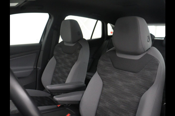Volkswagen ID.4 Pro 77 kWh | SOH 95,4% | Adaptive cruise | Lane assist | Stuur/stoelverwarming | Climate control | Sfeerverlichting | Caplay | Park assist | 20" velgen