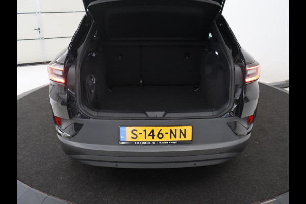 Volkswagen ID.4 Pro 77 kWh | SOH 95,4% | Adaptive cruise | Lane assist | Stuur/stoelverwarming | Climate control | Sfeerverlichting | Caplay | Park assist | 20" velgen