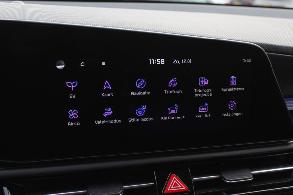 Kia Niro EV DynamicLine 64.8 kWh / Camera / Half leder / Keyless / 17'' / Apple CarPlay / DAB / ACC / Virtual Cockpit