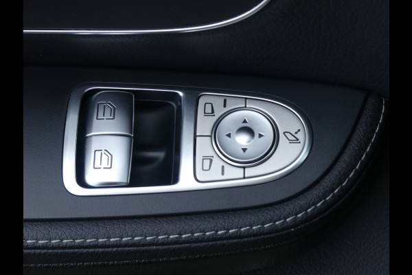 Mercedes-Benz V-Klasse 300d AMG Dubbel Cabine Panoramadak/Leer/Burmester/LED/Trekhaak