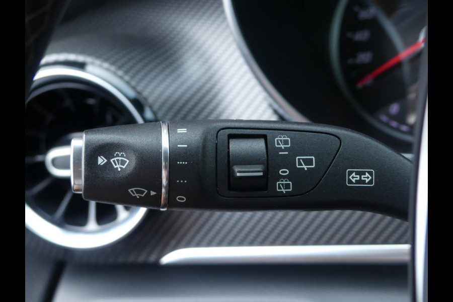 Mercedes-Benz V-Klasse 300d AMG Dubbel Cabine Panoramadak/Leer/Burmester/LED/Trekhaak