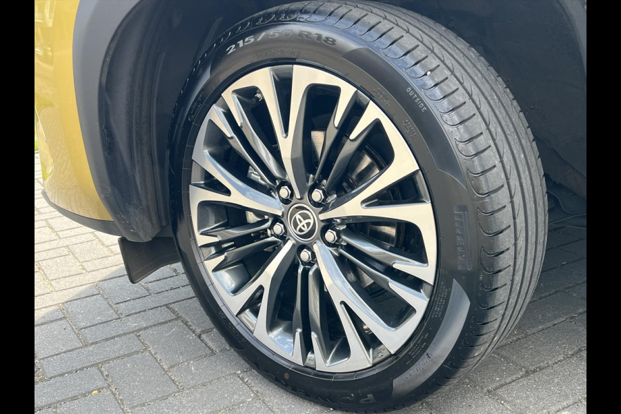 Toyota Yaris Cross 1.5 Hybrid Executive | Eerste eigenaar, Trekhaak, 18 inch, Dodehoekherkenning, Parkeersensoren, Stoelverwarming