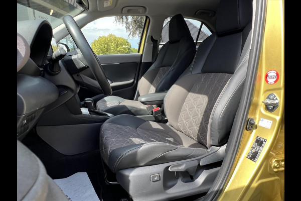 Toyota Yaris Cross 1.5 Hybrid Executive | Eerste eigenaar, Trekhaak, 18 inch, Dodehoekherkenning, Parkeersensoren, Stoelverwarming