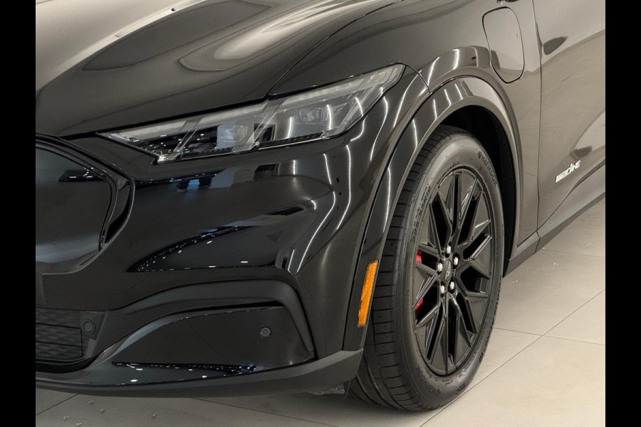 Ford Mustang Mach-E Extended Premium RWD 88 kWh