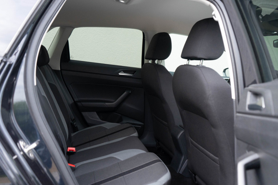 Volkswagen Polo 1.0 TSI Highline / Adaptive cruise control/ Climate control