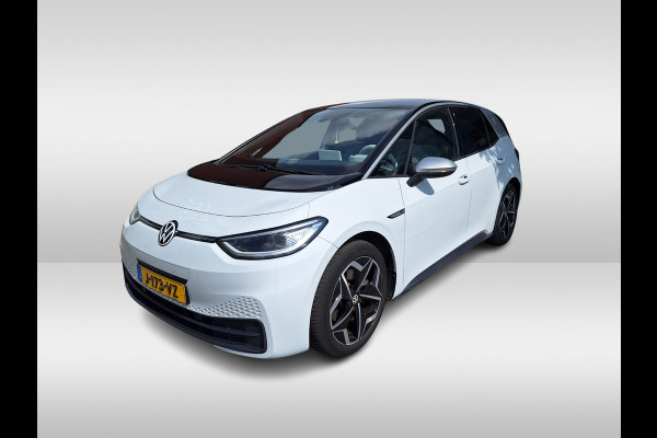 Volkswagen ID.3 First Plus 58 kWh / Camera / Keyless / Matrix LED / Interieurvoorverwarming / 19'' / DAB / Navigatie / Stoel+Stuurverwarming / ACC