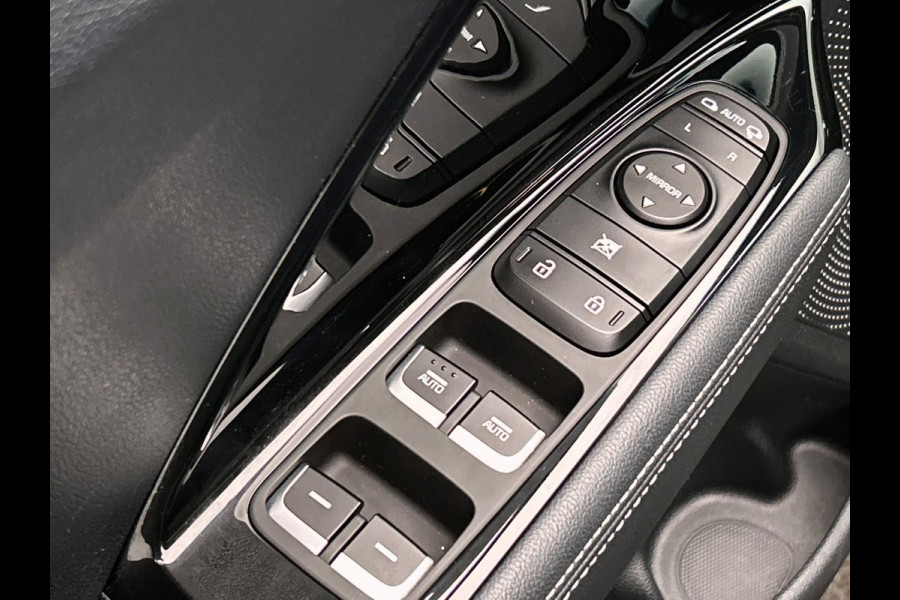Kia Niro 1.6 GDi Hybrid DynamicLine | Origineel NL | Carplay | Camera | Adapt. Cruise/Control | Trekhaak | Dealer Onderhouden |