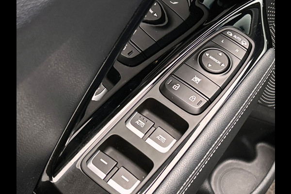 Kia Niro 1.6 GDi Hybrid DynamicLine | Origineel NL | Carplay | Camera | Adapt. Cruise/Control | Trekhaak | Dealer Onderhouden |