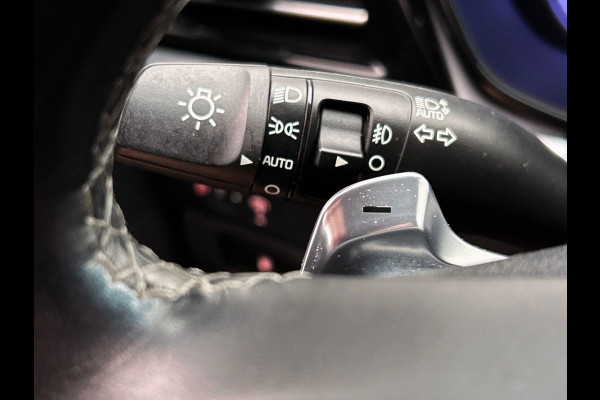 Kia Niro 1.6 GDi Hybrid DynamicLine | Origineel NL | Carplay | Camera | Adapt. Cruise/Control | Trekhaak | Dealer Onderhouden |