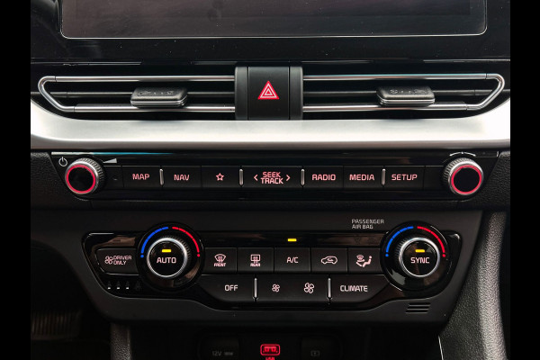 Kia Niro 1.6 GDi Hybrid DynamicLine | Origineel NL | Carplay | Camera | Adapt. Cruise/Control | Trekhaak | Dealer Onderhouden |