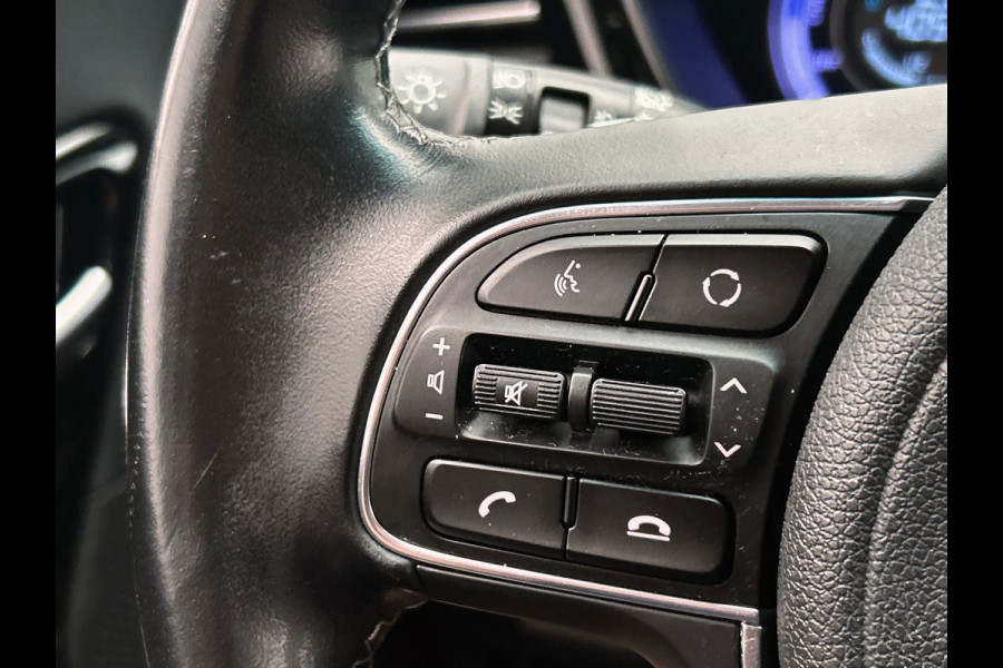 Kia Niro 1.6 GDi Hybrid DynamicLine | Origineel NL | Carplay | Camera | Adapt. Cruise/Control | Trekhaak | Dealer Onderhouden |