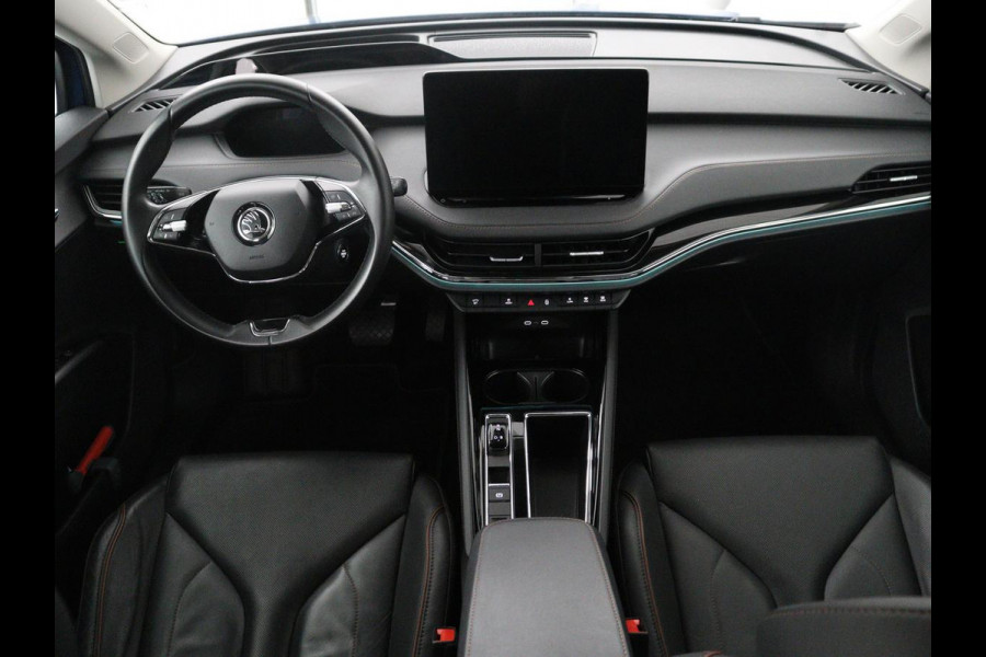 Škoda Enyaq iV 60 | SOH 90,7% | Leder | Stoelverwarming | Head-up | Climate control | Navigatie | Carplay | Sfeerverlichting | Camera | Park assist | EV