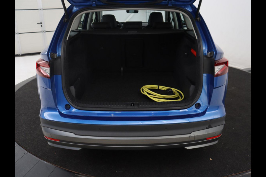Škoda Enyaq iV 60 | SOH 90,7% | Leder | Stoelverwarming | Head-up | Climate control | Navigatie | Carplay | Sfeerverlichting | Camera | Park assist | EV