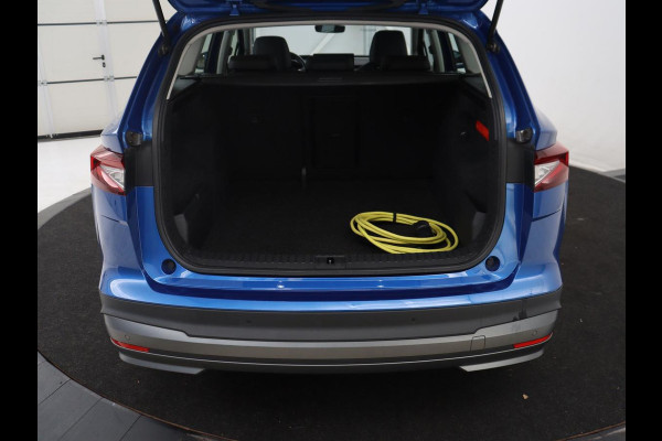 Škoda Enyaq iV 60 | SOH 90,7% | Leder | Stoelverwarming | Head-up | Climate control | Navigatie | Carplay | Sfeerverlichting | Camera | Park assist | EV