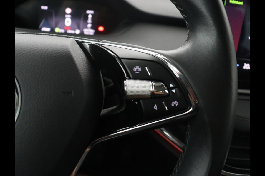 Škoda Enyaq iV 60 | SOH 90,7% | Leder | Stoelverwarming | Head-up | Climate control | Navigatie | Carplay | Sfeerverlichting | Camera | Park assist | EV