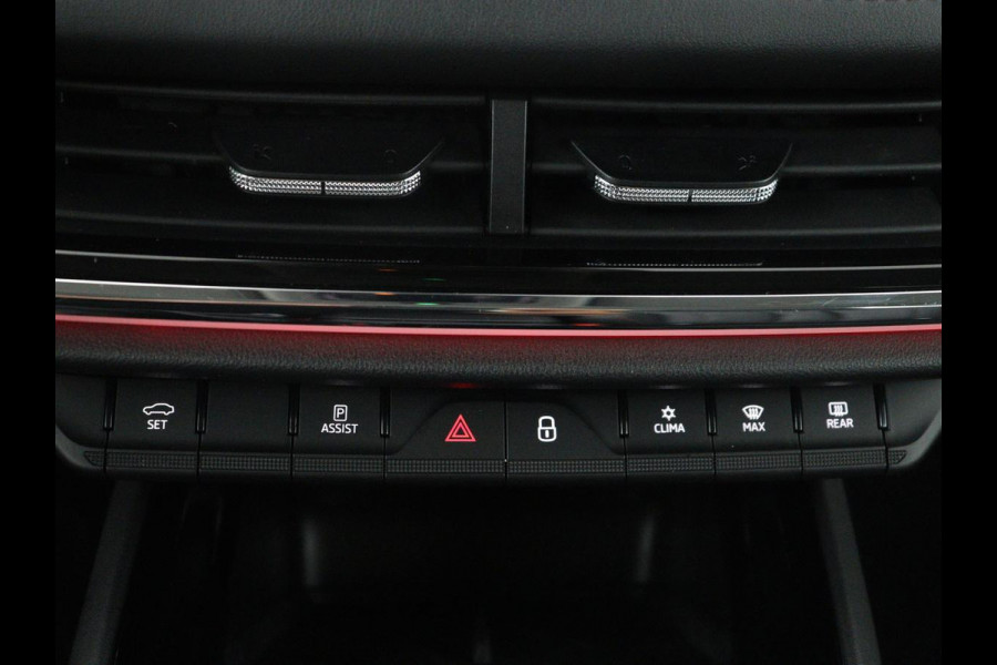 Škoda Enyaq iV 60 | SOH 90,7% | Leder | Stoelverwarming | Head-up | Climate control | Navigatie | Carplay | Sfeerverlichting | Camera | Park assist | EV