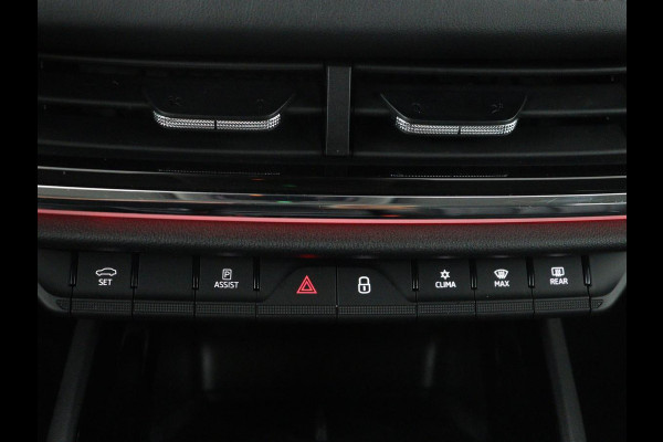 Škoda Enyaq iV 60 | SOH 90,7% | Leder | Stoelverwarming | Head-up | Climate control | Navigatie | Carplay | Sfeerverlichting | Camera | Park assist | EV