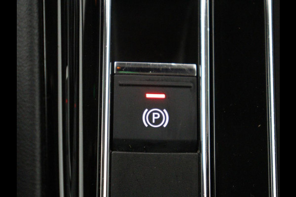 Škoda Enyaq iV 60 | SOH 90,7% | Leder | Stoelverwarming | Head-up | Climate control | Navigatie | Carplay | Sfeerverlichting | Camera | Park assist | EV