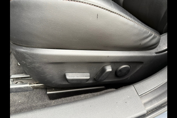 Mazda 3 2.0 e-SkyActiv-X M Hybrid 180 Luxury - Aeropakket - Leder- Navi - Camera - Org.NL