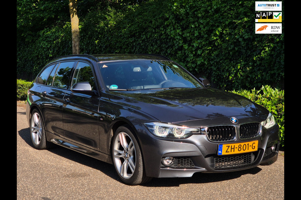 BMW 3 Serie Touring M Sport Edition Apple CarPlay Trekhaak 18inch breedset 6WB Virtual dash NAP RIJKLAAR