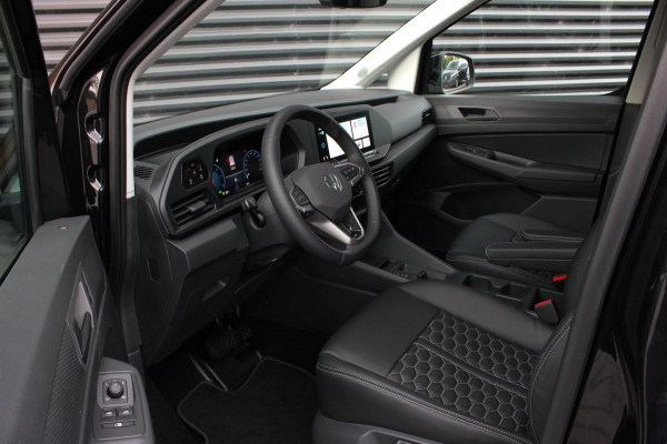Volkswagen Caddy Cargo 2.0 TDI 122PK DSG JB-EDITION / MAXTRON / SIDE- BARS / VERLAAGD / ELEK- PAKKET / PDC / CAMERA / BLACK OPS
