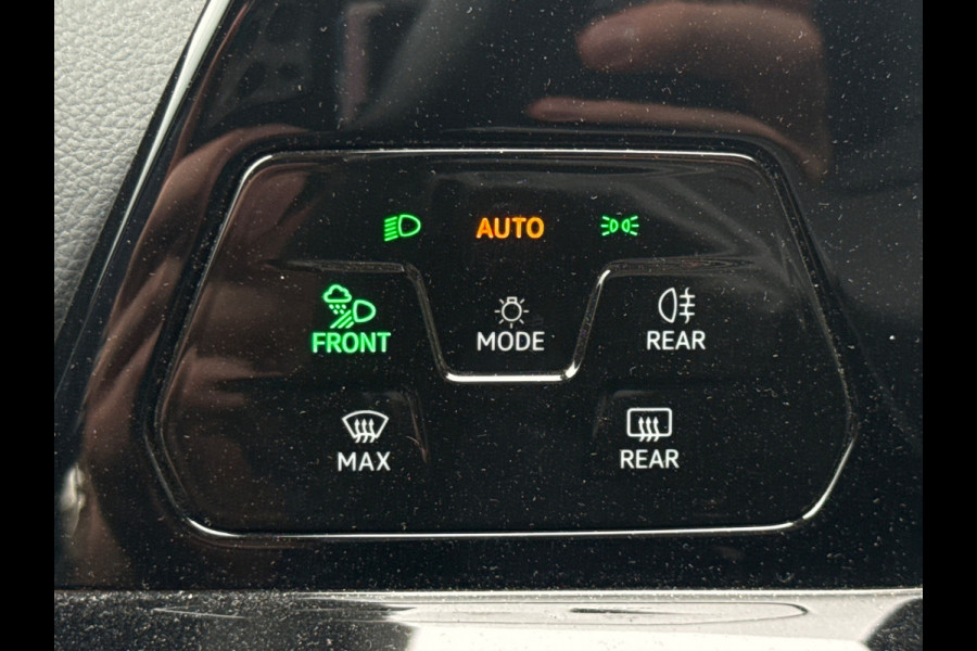 Volkswagen Golf 204PK eHybrid [PHEV] STYLE ELEK.STOEL/MASSAGE/TRAVEL
